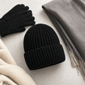 GPT Image 2 Gallery flatlay - Bonnet épais doublé polaire