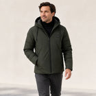 Veste chauffante homme 9HEAT Apex 7 kaki à capuche, bouton 9HEAT sur la poitrine gauche