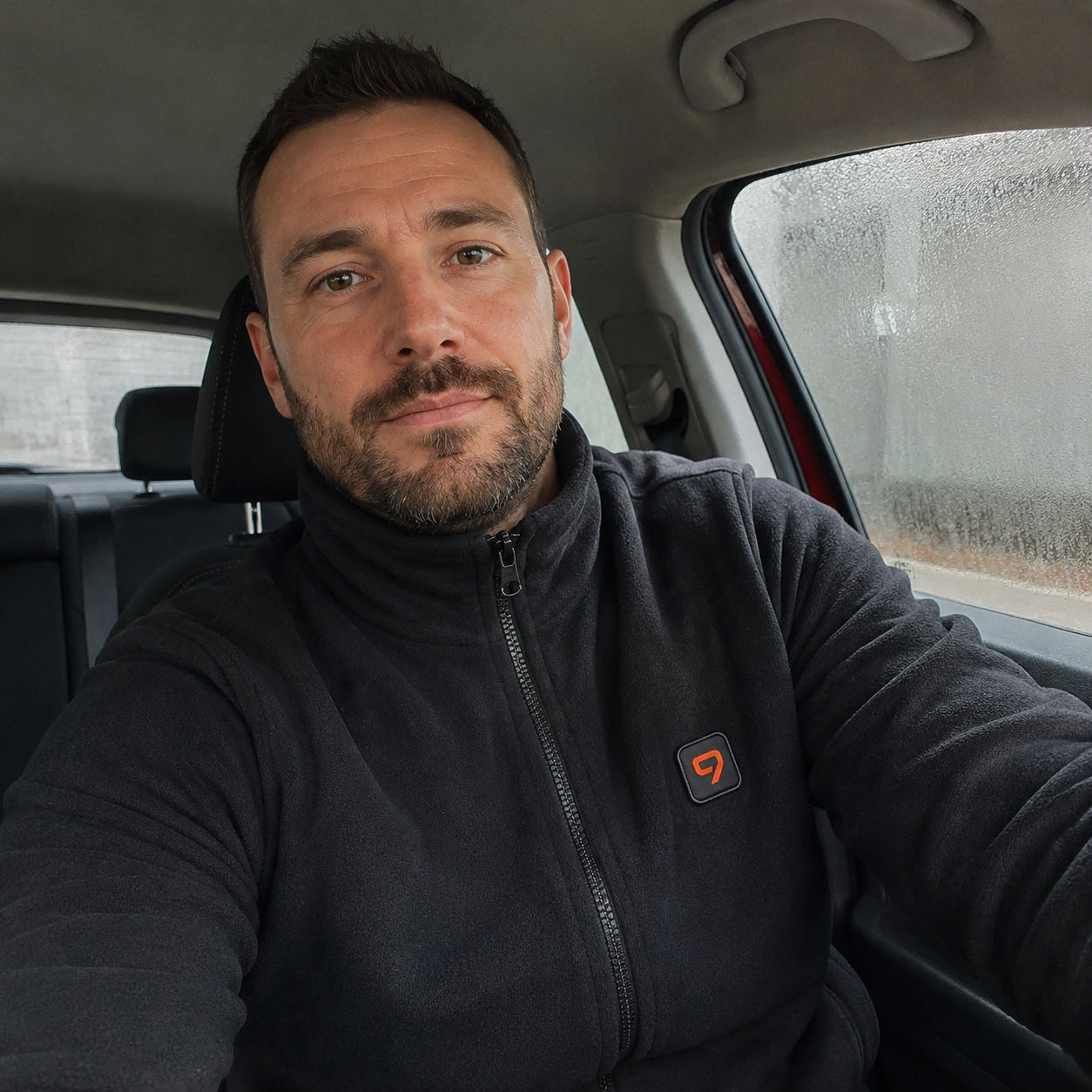 Polaire chauffante 9HEAT portée en voiture froide