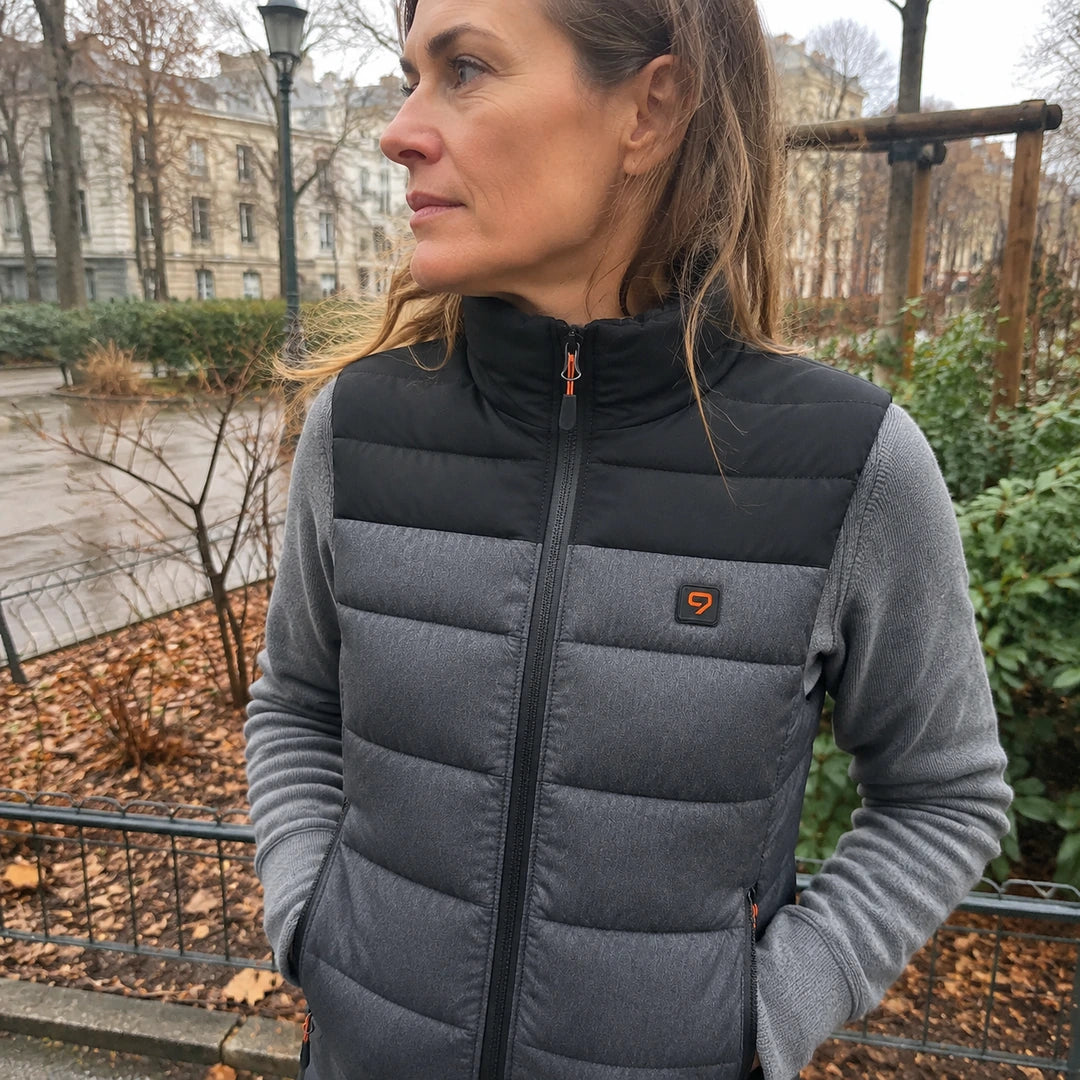Photo client portant 9HEAT Core 11 - Gilet chauffant 11 zones Unisexe