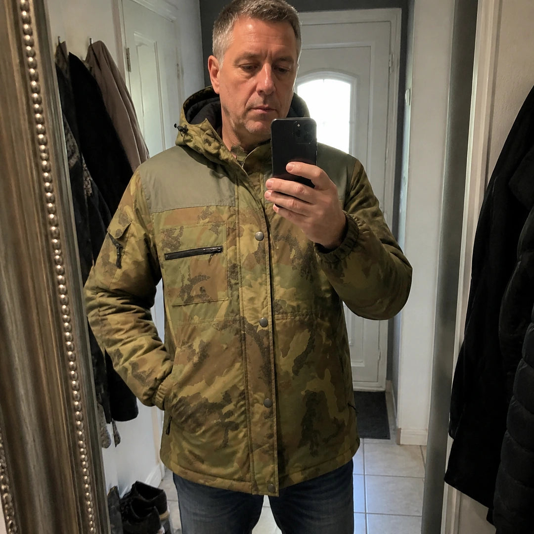 Photo client portant 9HEAT Terrain 4 - Manteau chauffant Homme Camouflage