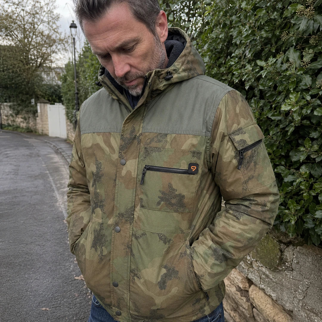 Photo client portant 9HEAT Terrain 4 - Manteau chauffant Homme Camouflage