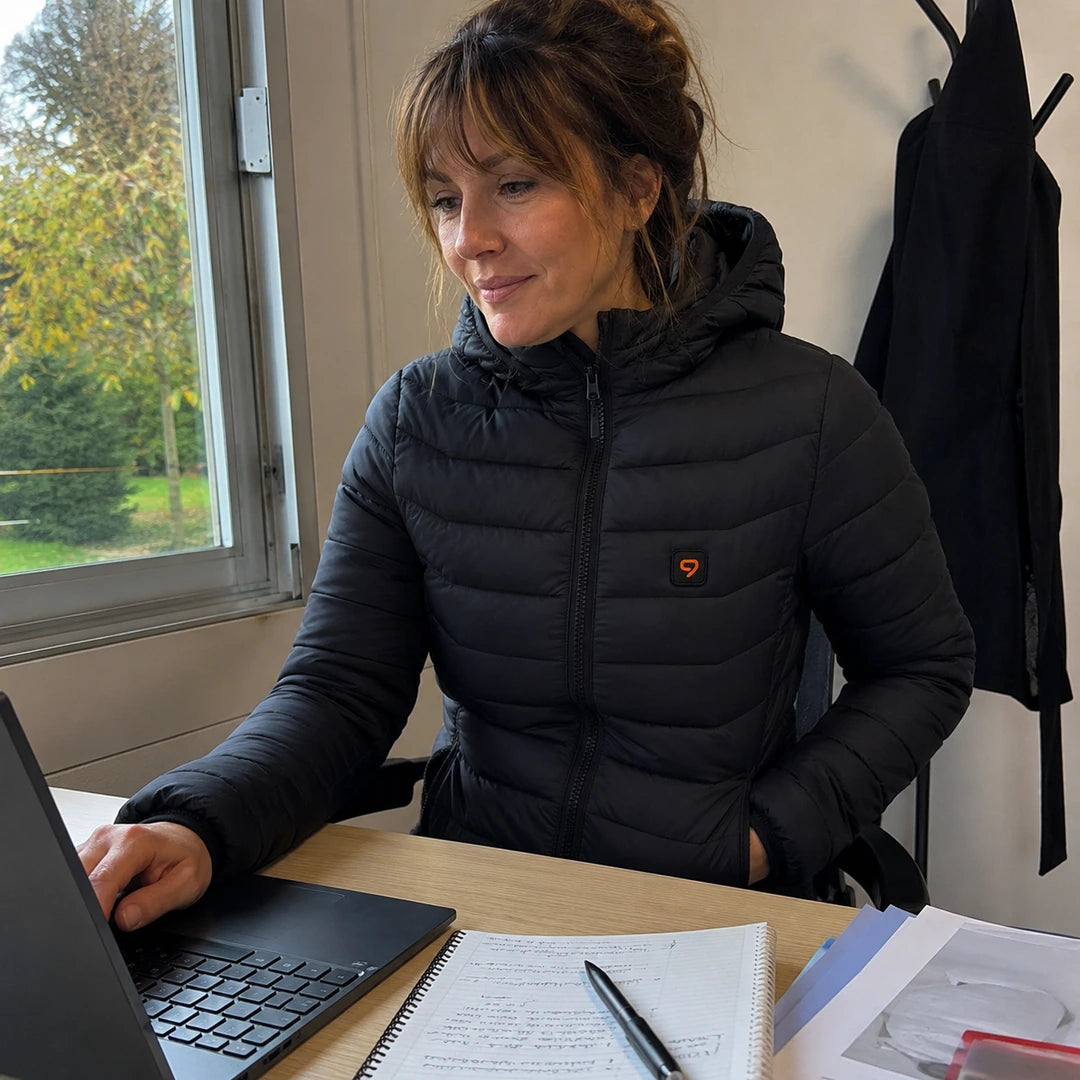 Photo client portant 9HEAT Transit 5 - Veste chauffante Femme